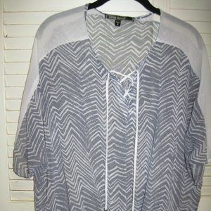 GREAT SHAPE  LOVE STITCH SHEER PULLON GRAY WHITE TOP SZ M